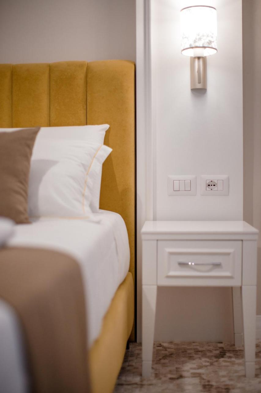Art Hotel Tiranë Luaran gambar