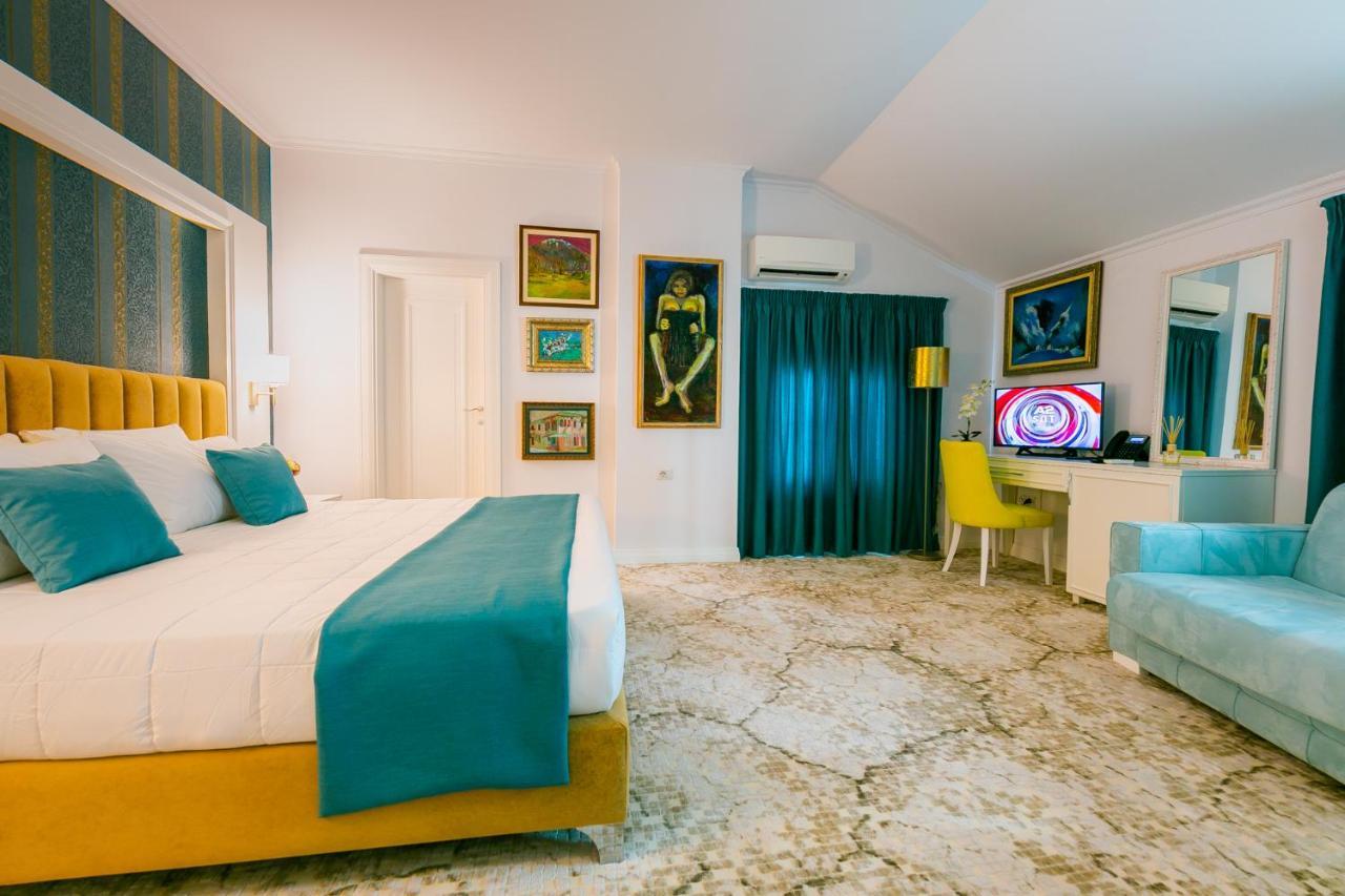 Art Hotel Tiranë Luaran gambar