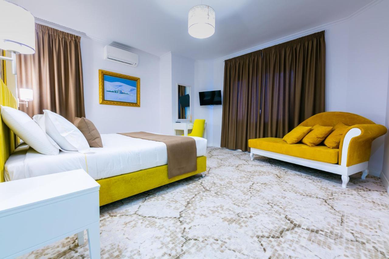 Art Hotel Tiranë Luaran gambar